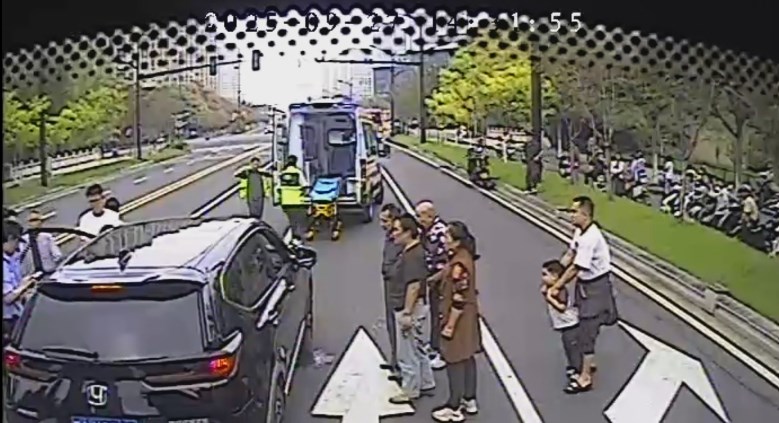 微信截图_20251013093532.png 微信截图_20251013093532.png